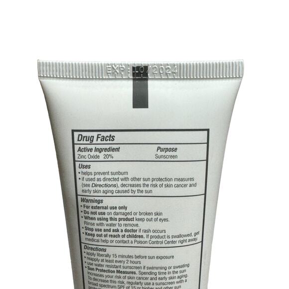 Native Mineral Sunscreen With Zinc Oxide Broad Spectrum SPF 30 | Unscented | 5oz - Picture 3 of 3